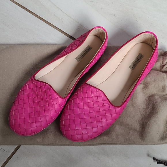 Bottega Veneta Shoes - Bottega Veneta Woven Leather Loafers Pink size 37